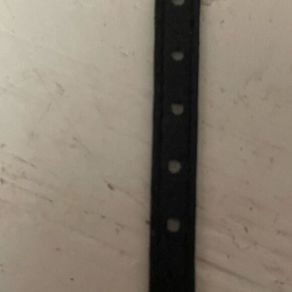 NWT! 9” Nuo Cen unisex 0.25” wide black leather adjustable buckle clasp braceet - Picture 3 of 10